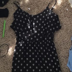 Old Navy dress for sale (NEVER WORN)